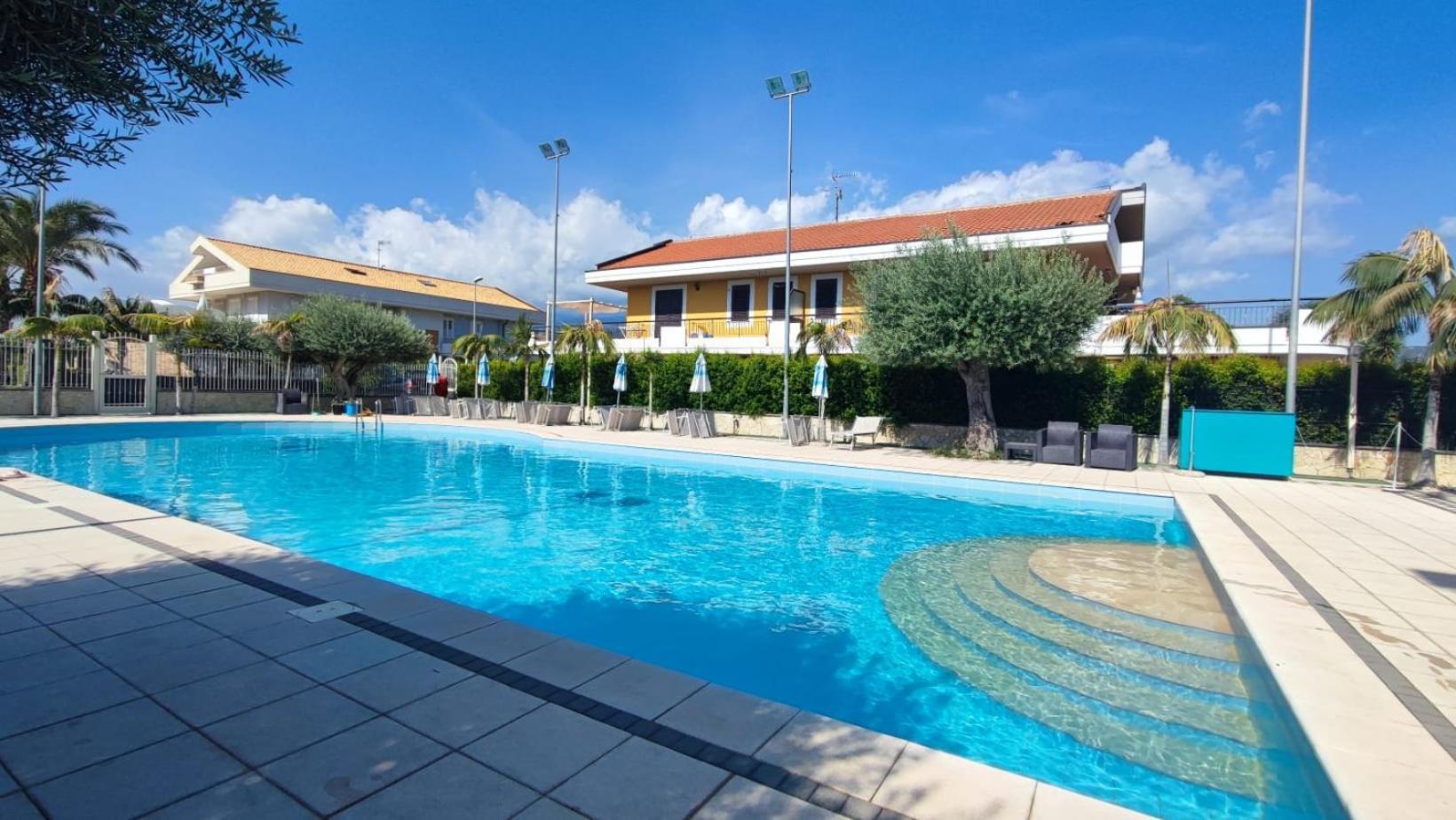 Le Ville Della Contea -Vacation Rentals 马斯卡利 外观 照片